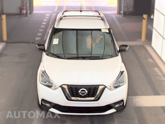 2018 Nissan Kicks SR - miniatura 2