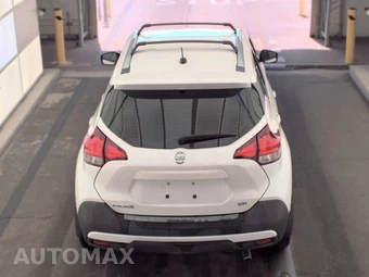 2018 Nissan Kicks SR - miniatura 5