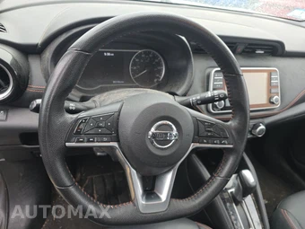2018 Nissan Kicks SR – miniatura 10