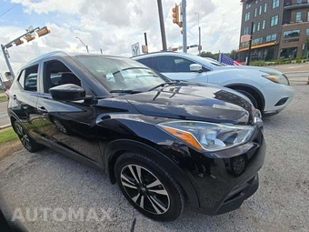 2018 Nissan Kicks SV – miniatura 4