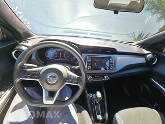2018 Nissan Kicks SV – miniatura 11