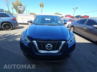2018 Nissan Kicks SV – miniatura 2