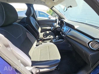 2018 Nissan Kicks SV – miniatura 8