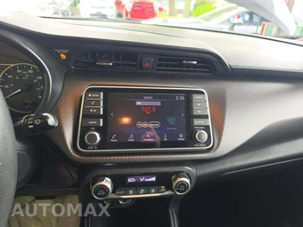 2018 Nissan Kicks SV – miniatura 10