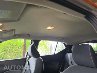 2018 Nissan Kicks SV – miniatura 11