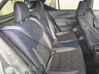 2018 Nissan Kicks SV – miniatura 16