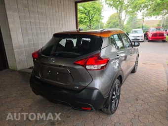 2018 Nissan Kicks SV – miniatura 3