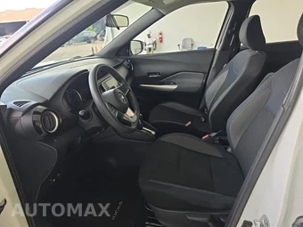 2018 Nissan Kicks SV - miniatura 7