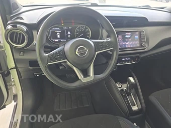 2018 Nissan Kicks SV - miniatura 8