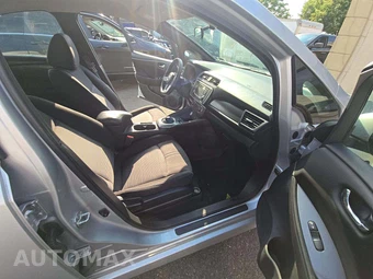 2018 Nissan LEAF S – miniatura 18