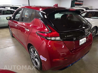 2018 Nissan LEAF SV – miniatura 2