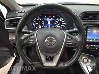 2018 Nissan Maxima Platinum - miniatura 10