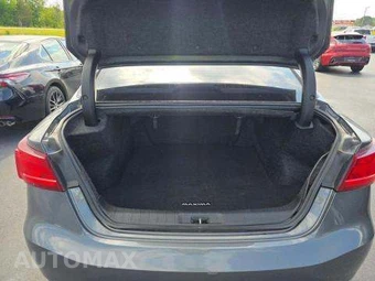 2018 Nissan Maxima SV – miniatura 14