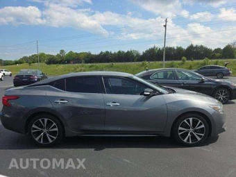 2018 Nissan Maxima SV – miniatura 4