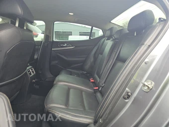 2018 Nissan Maxima SV – miniatura 13