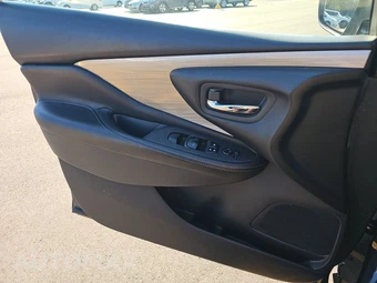 2018 Nissan Murano SV – miniatura 9