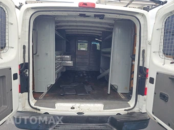 2018 Nissan NV1500 Cargo SV 146.1" WB - miniatura 15