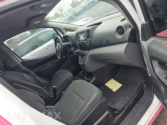 2018 Nissan NV200 Compact Cargo S 115.2" WB - miniatura 8