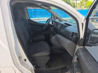 2018 Nissan NV200 Compact Cargo SV 115.2" WB – miniatura 8