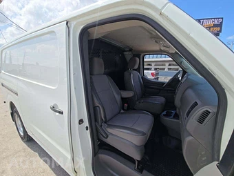 2018 Nissan NV2500 HD Cargo S Standard Roof 146.1" WB - miniatura 14