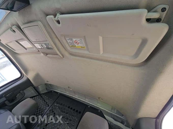 2018 Nissan NV2500 HD Cargo S Standard Roof 146.1" WB - miniatura 8