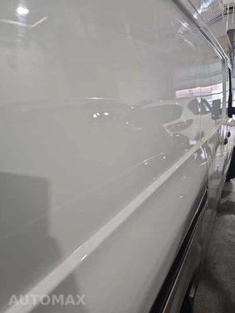 2018 Nissan NV2500 HD Cargo SV High Roof 146.1" WB - miniatura 10