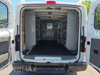 2018 Nissan NV2500 HD Cargo SV Standard Roof 146.1" WB - miniatura 13