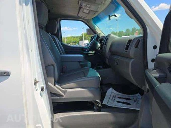 2018 Nissan NV2500 HD Cargo SV Standard Roof 146.1" WB - miniatura 17