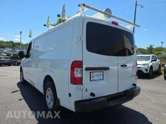 2018 Nissan NV2500 HD Cargo SV Standard Roof 146.1" WB - miniatura 2