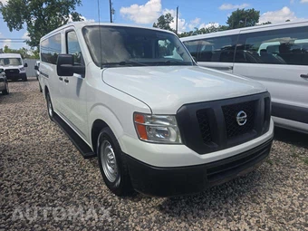 2018 Nissan NV3500 HD Passenger S 146.1" WB - miniatura 4