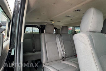 2018 Nissan NV3500 HD Passenger SV 146.1" WB - miniatura 16