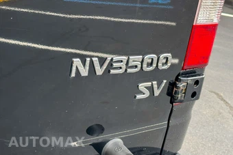 2018 Nissan NV3500 HD Passenger SV 146.1" WB - miniatura 17