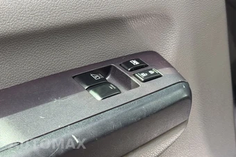 2018 Nissan NV3500 HD Passenger SV 146.1" WB - miniatura 21