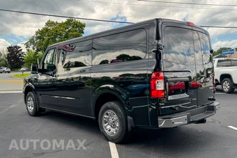 2018 Nissan NV3500 HD Passenger SV 146.1" WB - miniatura 6