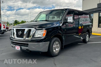 2018 Nissan NV3500 HD Passenger SV 146.1" WB - miniatura 8