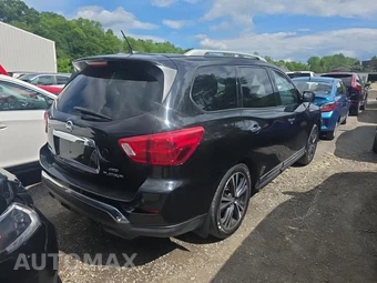 2018 Nissan Pathfinder Platinum – miniatura 4