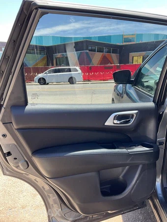 2018 Nissan Pathfinder Platinum - miniatura 11