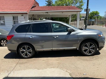 2018 Nissan Pathfinder Platinum - miniatura 6