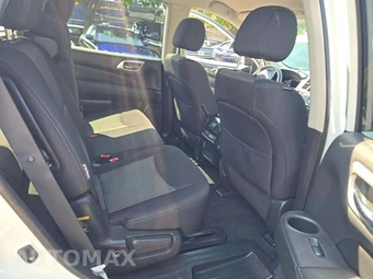 2018 Nissan Pathfinder S – miniatura 17