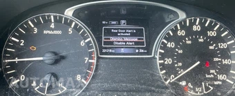 2018 Nissan Pathfinder S - miniatura 9