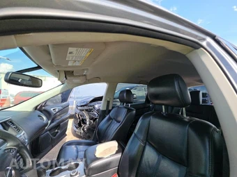 2018 Nissan Pathfinder SL - miniatura 14
