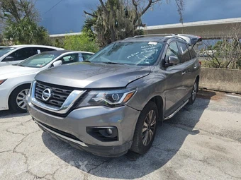 2018 Nissan Pathfinder SL - miniatura 9