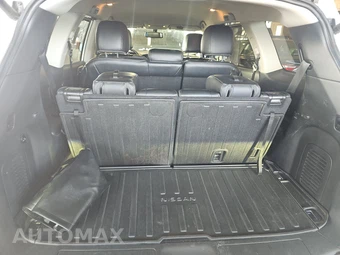 2018 Nissan Pathfinder SL – miniatura 17