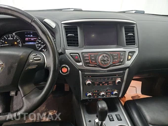 2018 Nissan Pathfinder SL – miniatura 11