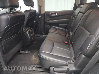 2018 Nissan Pathfinder SL – miniatura 13