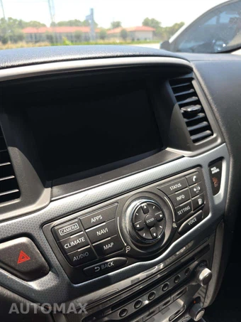 2018 Nissan Pathfinder SL – miniatura 22