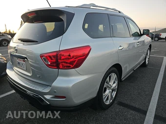 2018 Nissan Pathfinder SL – miniatura 4