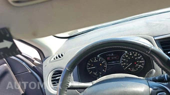2018 Nissan Pathfinder SV - miniatura 25