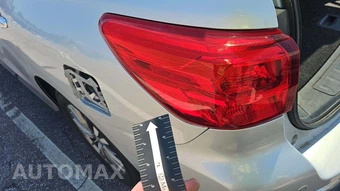 2018 Nissan Pathfinder SV - miniatura 39
