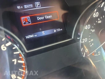 2018 Nissan Pathfinder SV – miniatura 15